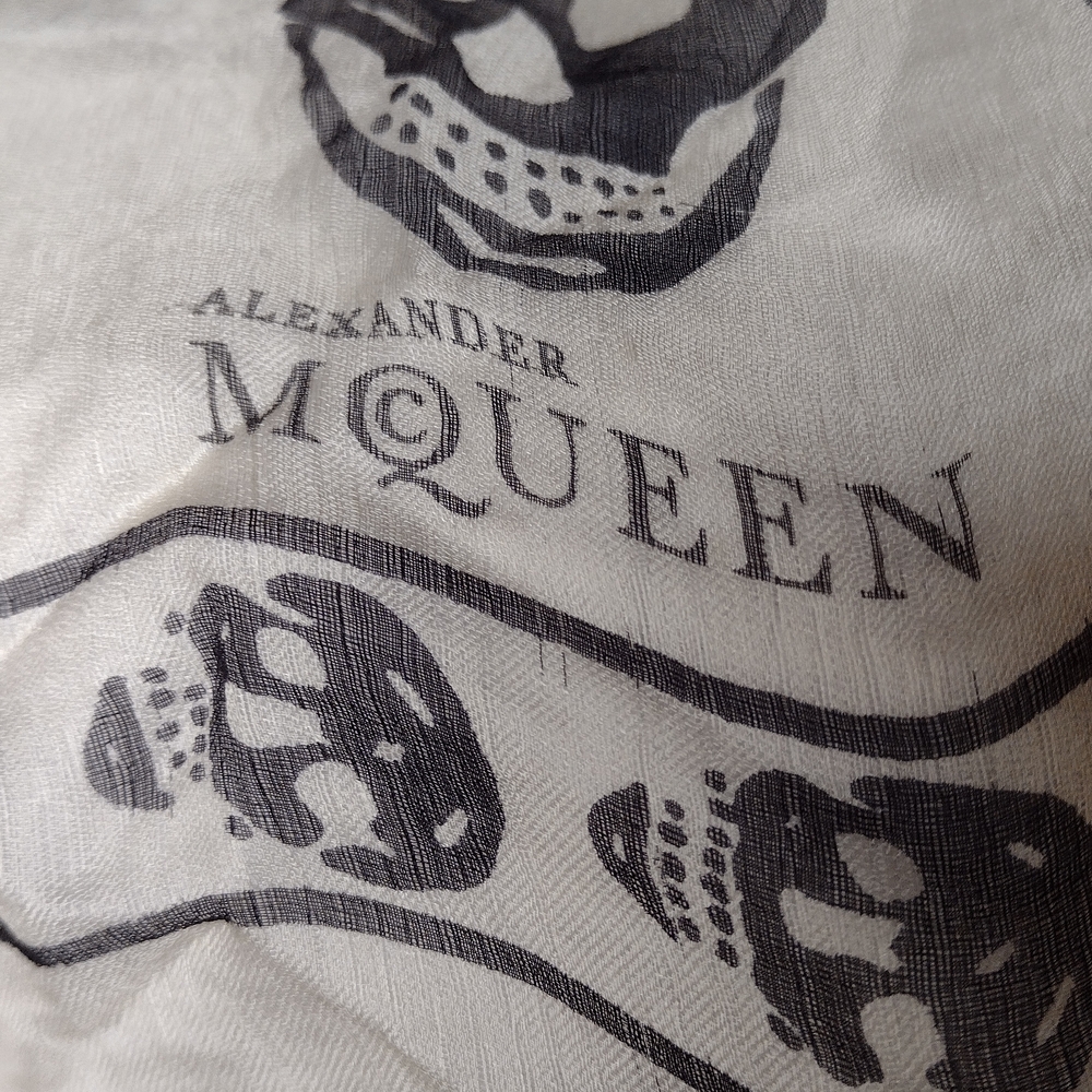 Alexander McQueen Black and White Skull Scarf
